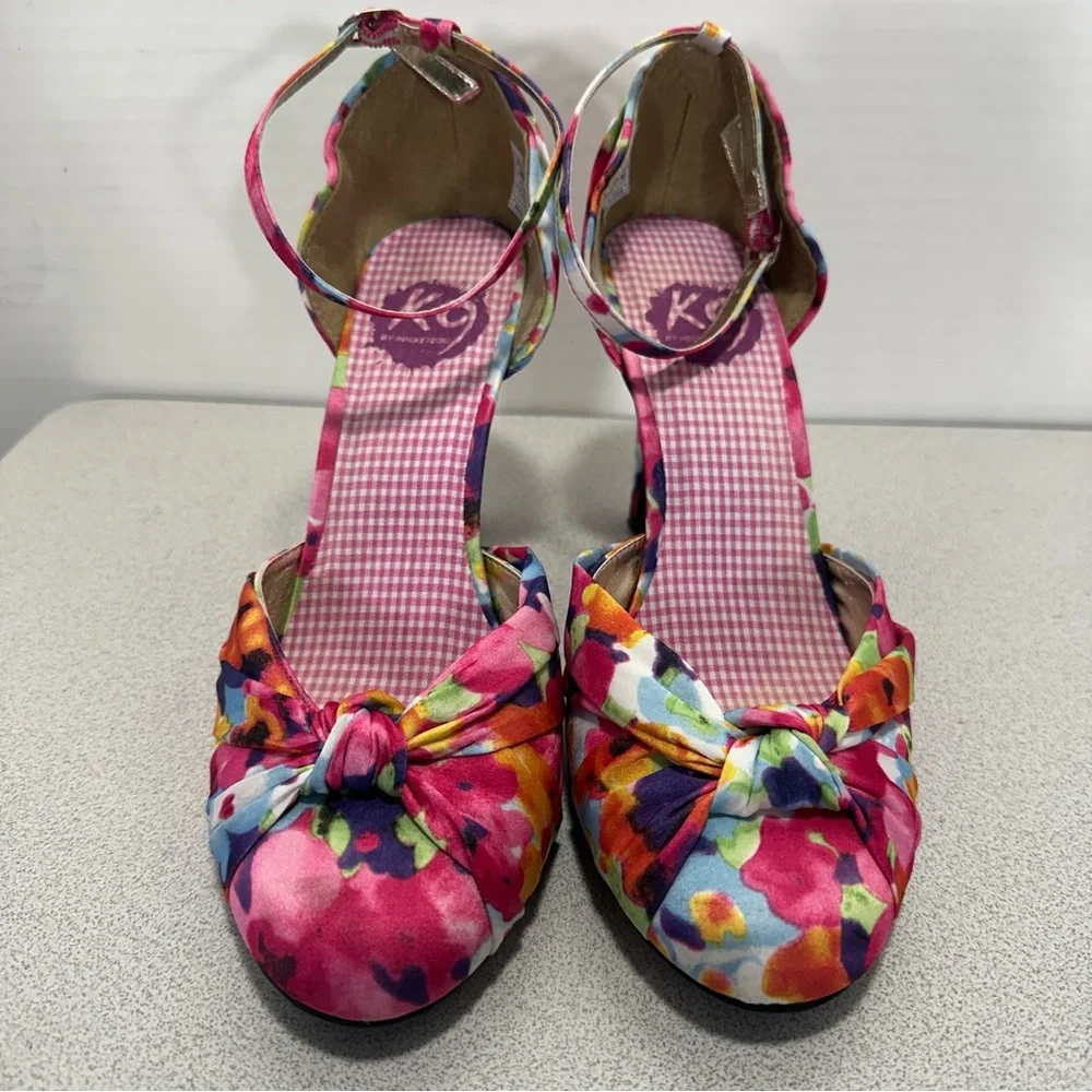 EUC Floral ‘K9 by Rocketdog’‎ Heels